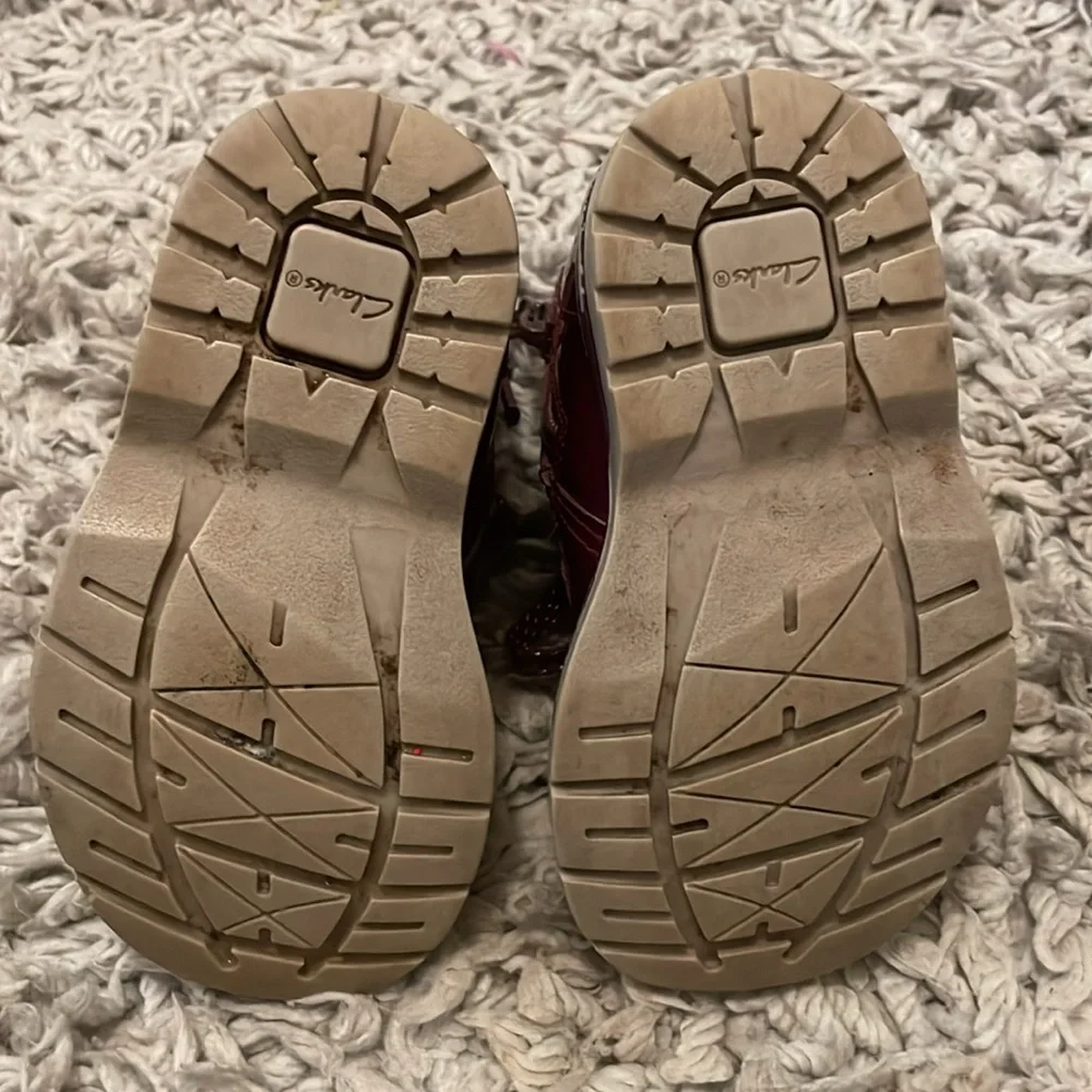 Clarks Dabi Lace Berry Patent Boots, Toddler Size 4.5